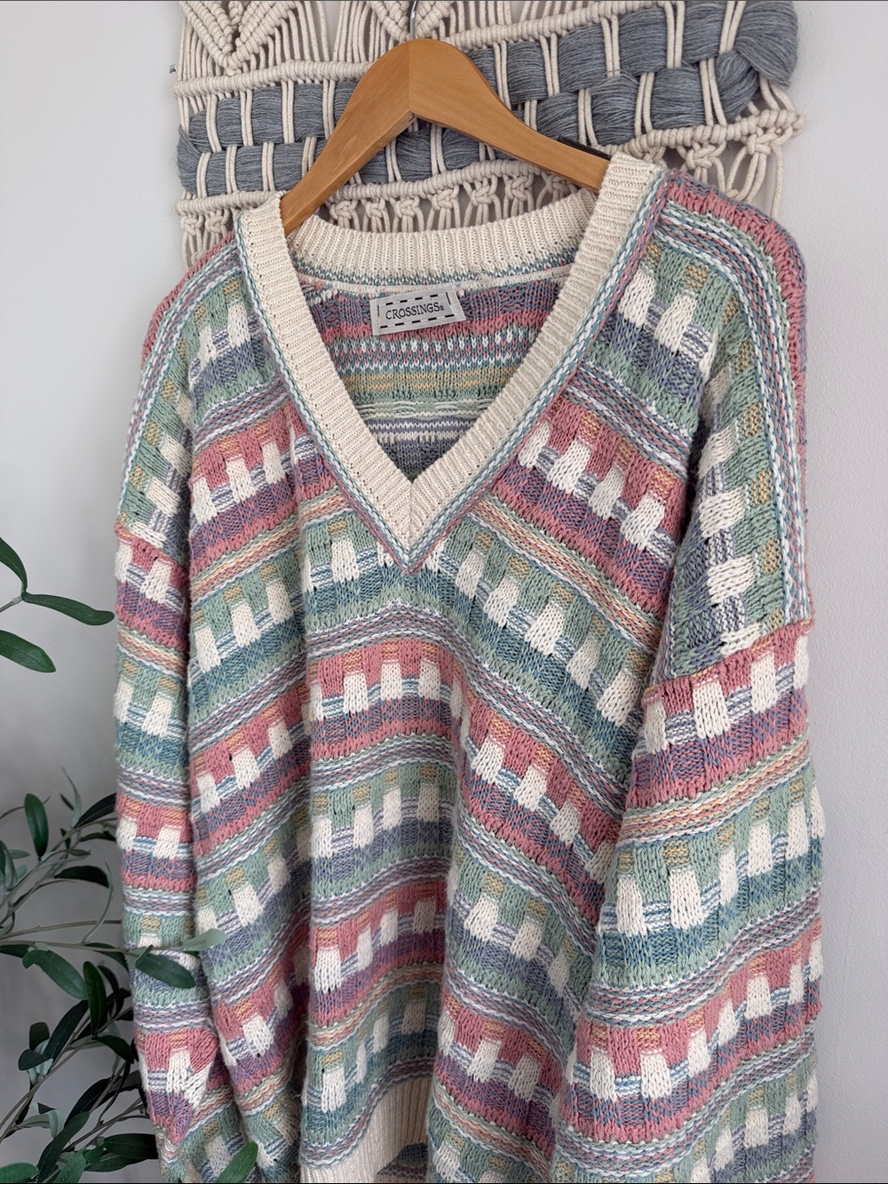 Vintage V-Neck Multicolor Knit Sweater